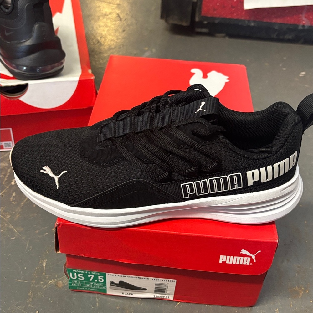 Puma Women's Star Vital Refresh Sneaker Running Shoes Black Size 7 379287-01